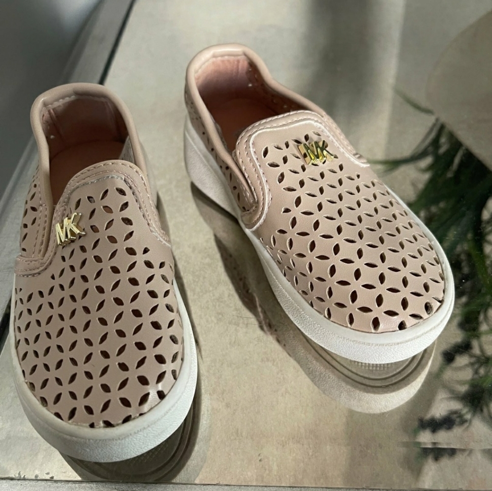 Micheal Kors toddler girl’s shoes size 5.